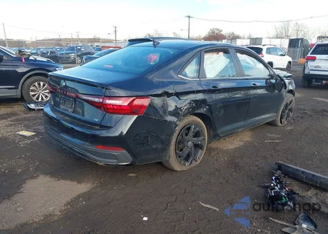 2025 Volkswagen Jetta 1.5T Se из США, поврежденный, VIN 3VW7X7BU5SM008031